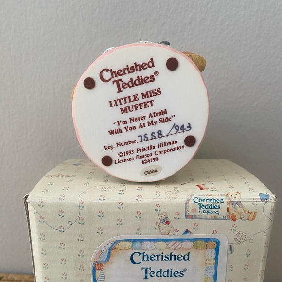 In box cherished teddies - Picture 2 of 2